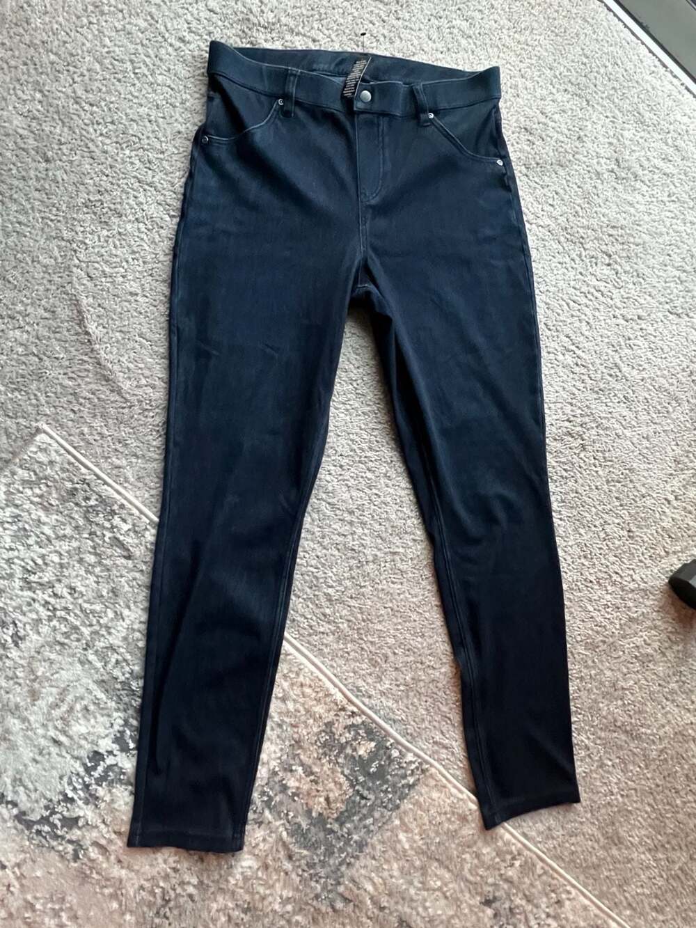 HUE Essential Denim Leggings Jeggings Dark Wash Size L